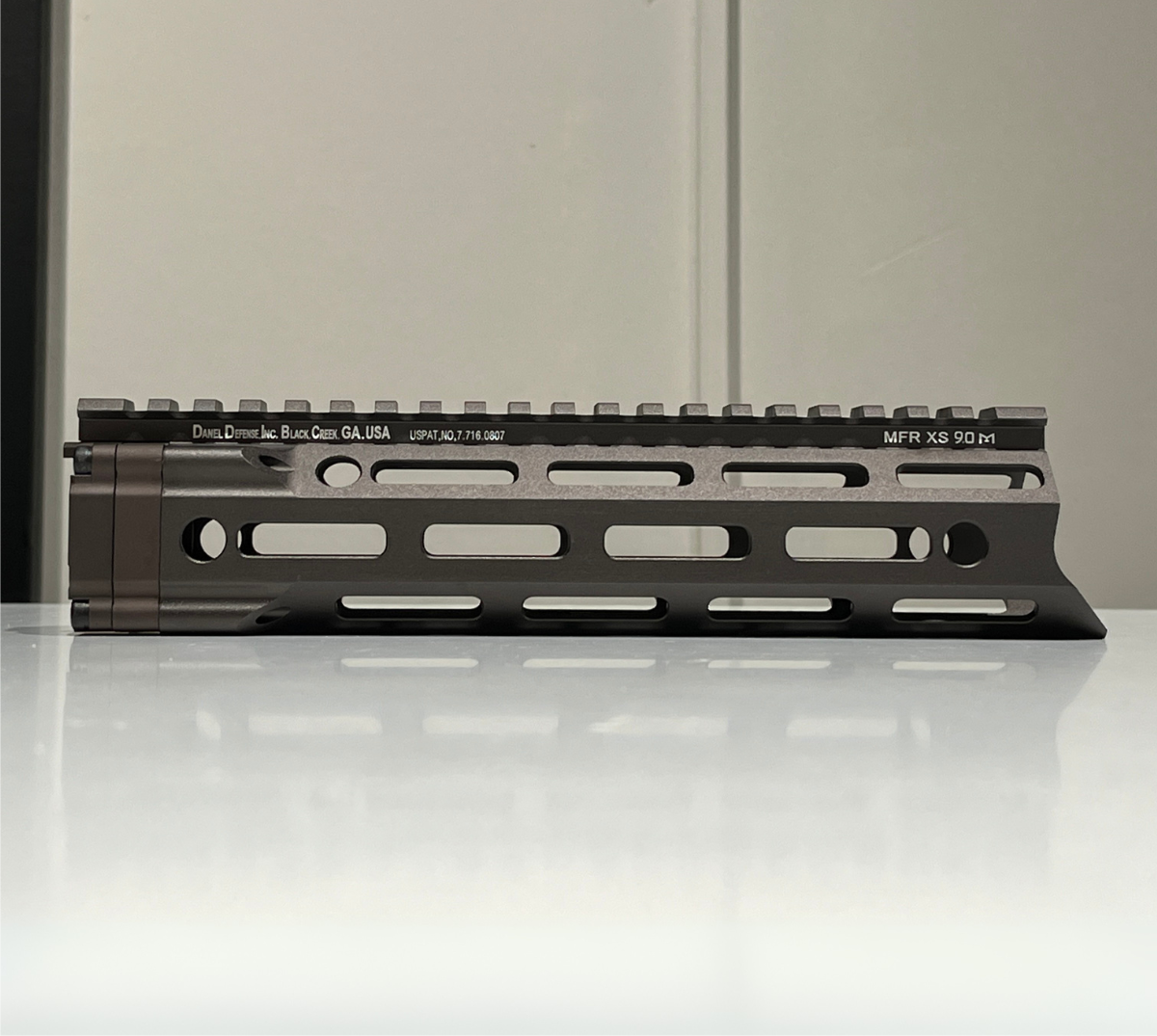 Daniel Defense 9 INCH MFR M-LOK Handguard - Wolf Brown