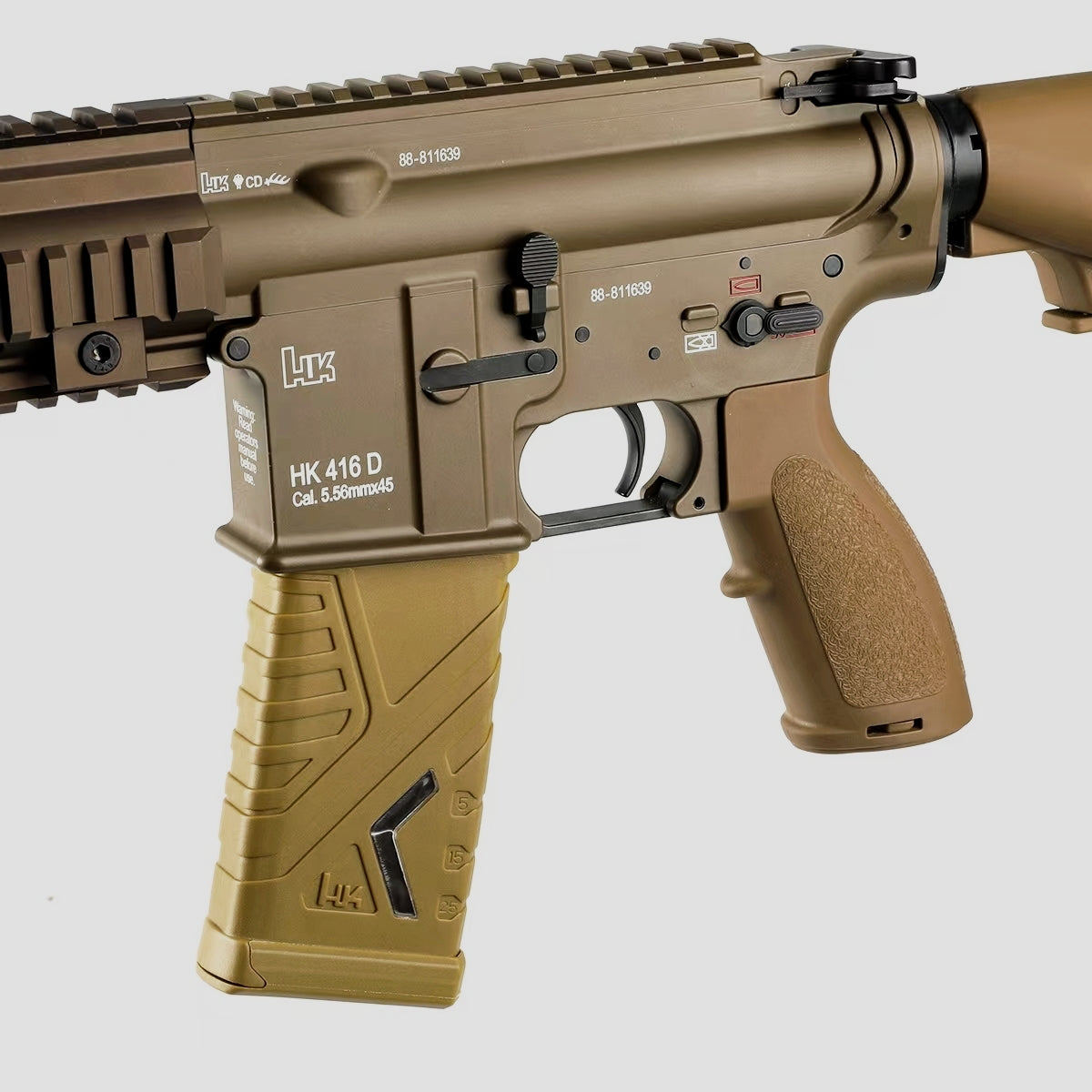 ARETH HK416 AEG spring magazine in Tan installed