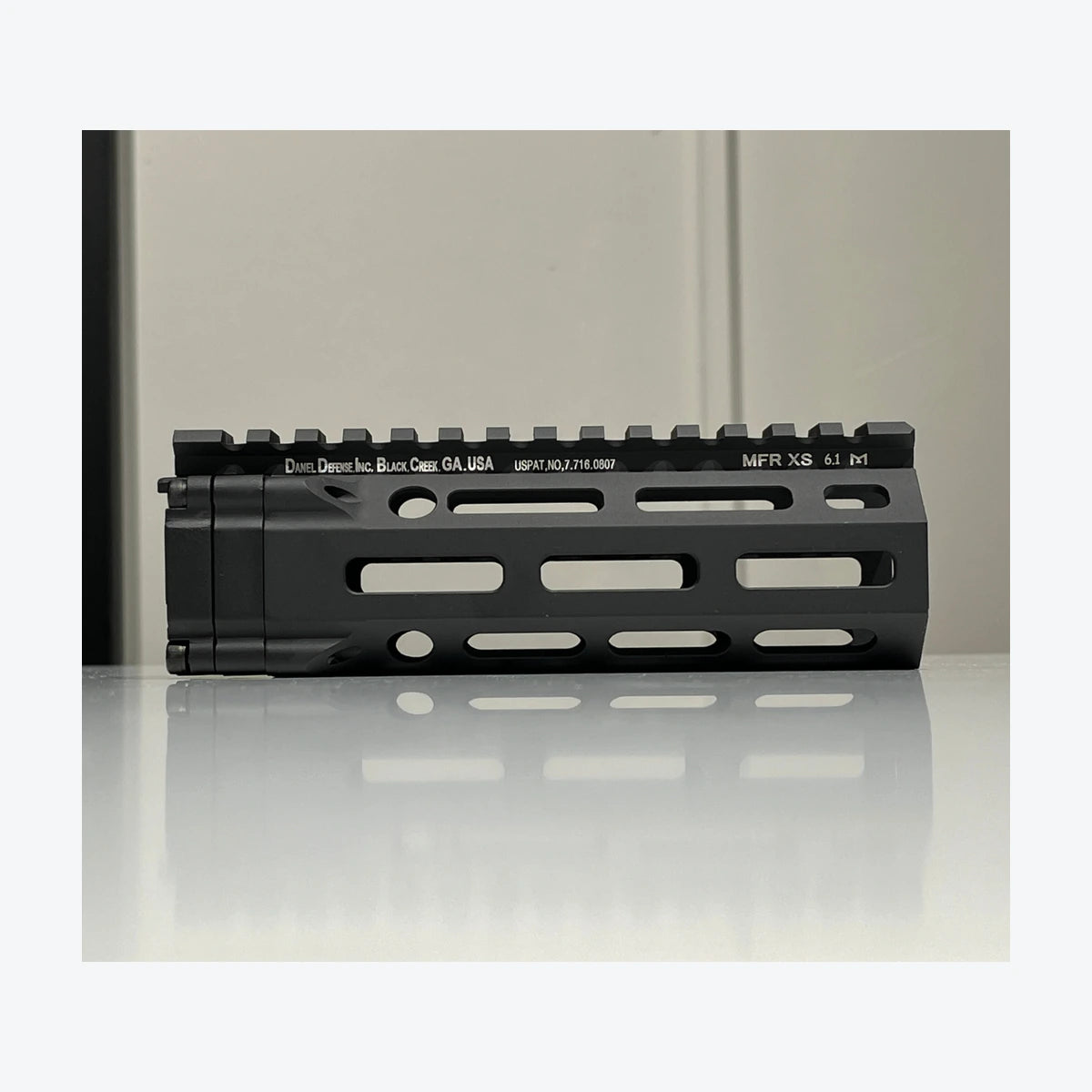 Daniel Defense 6.1 INCH MFR M-LOK Handguard-Black