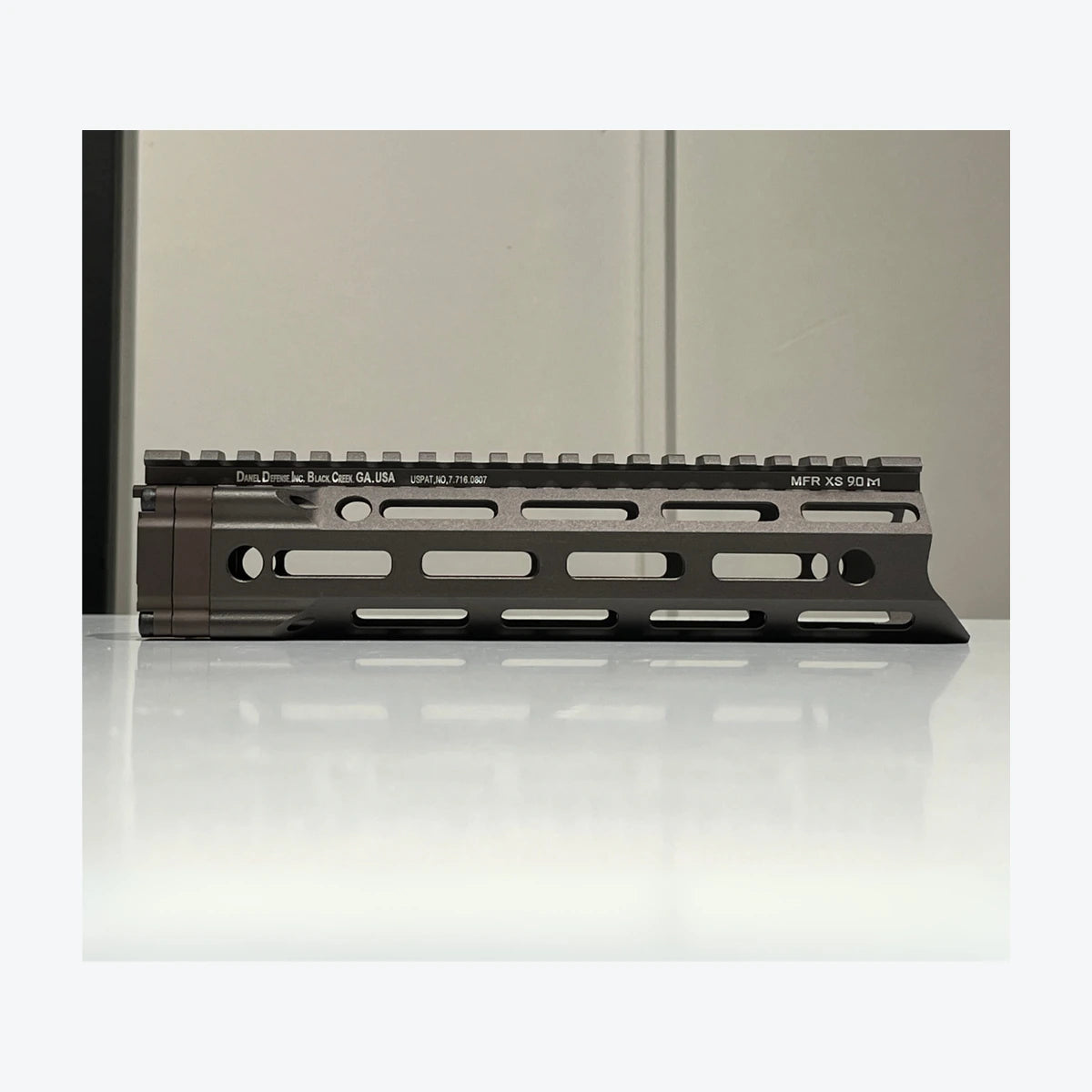 Daniel Defense 9 INCH MFR M-LOK Handguard - Wolf Brown