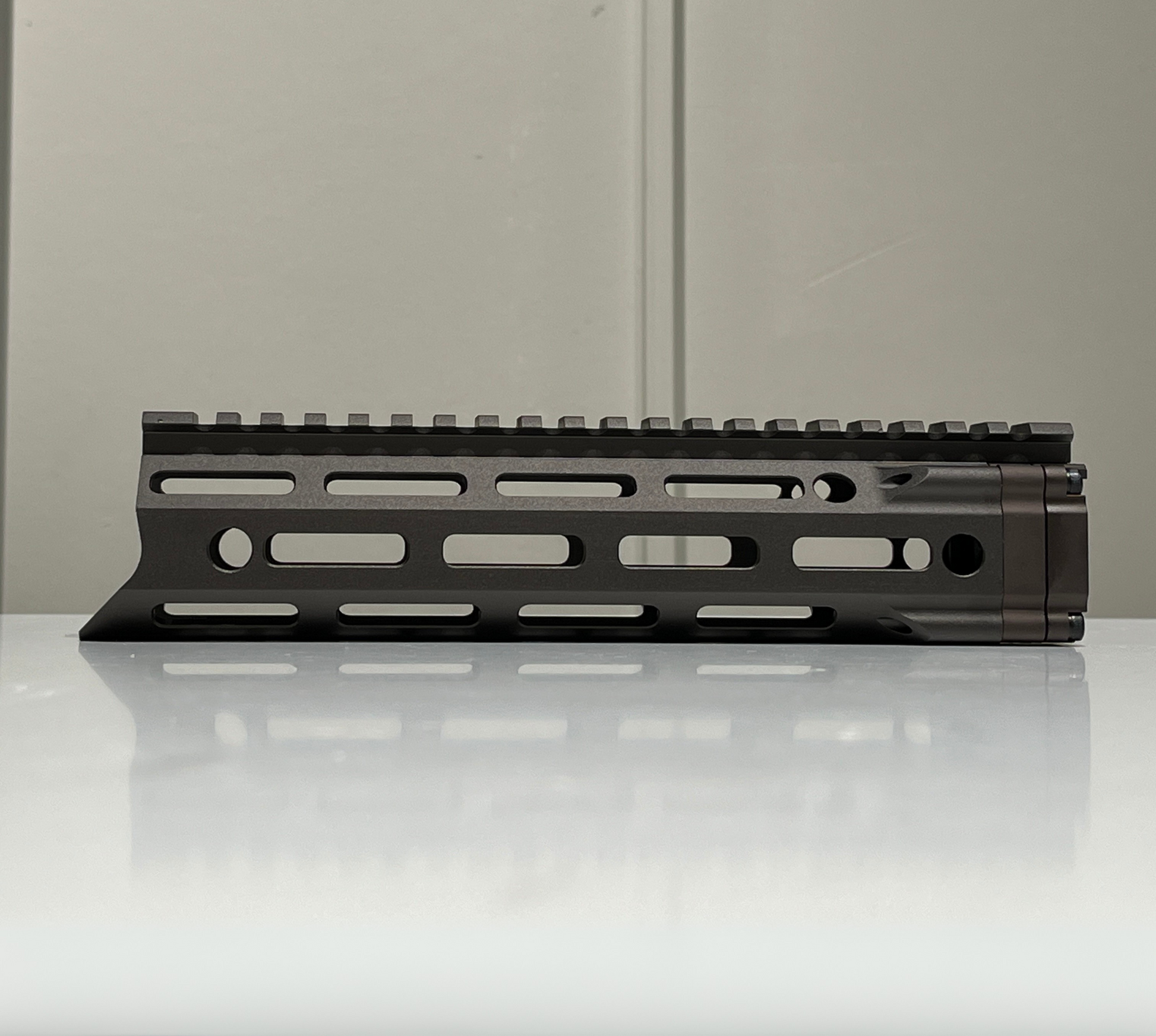 Daniel Defense 9 INCH MFR M-LOK Handguard - Wolf Brown