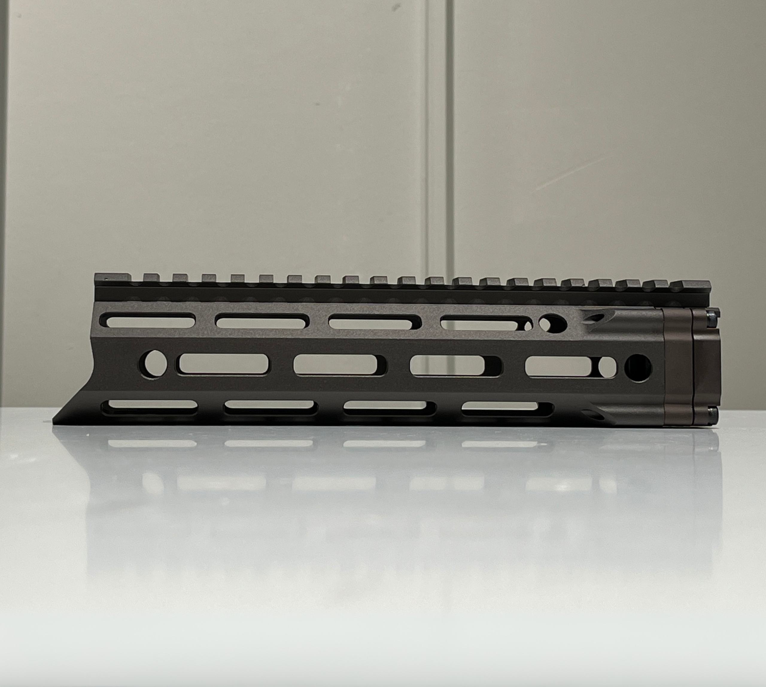 Daniel Defense 9 INCH MFR M-LOK Handguard - Wolf Brown